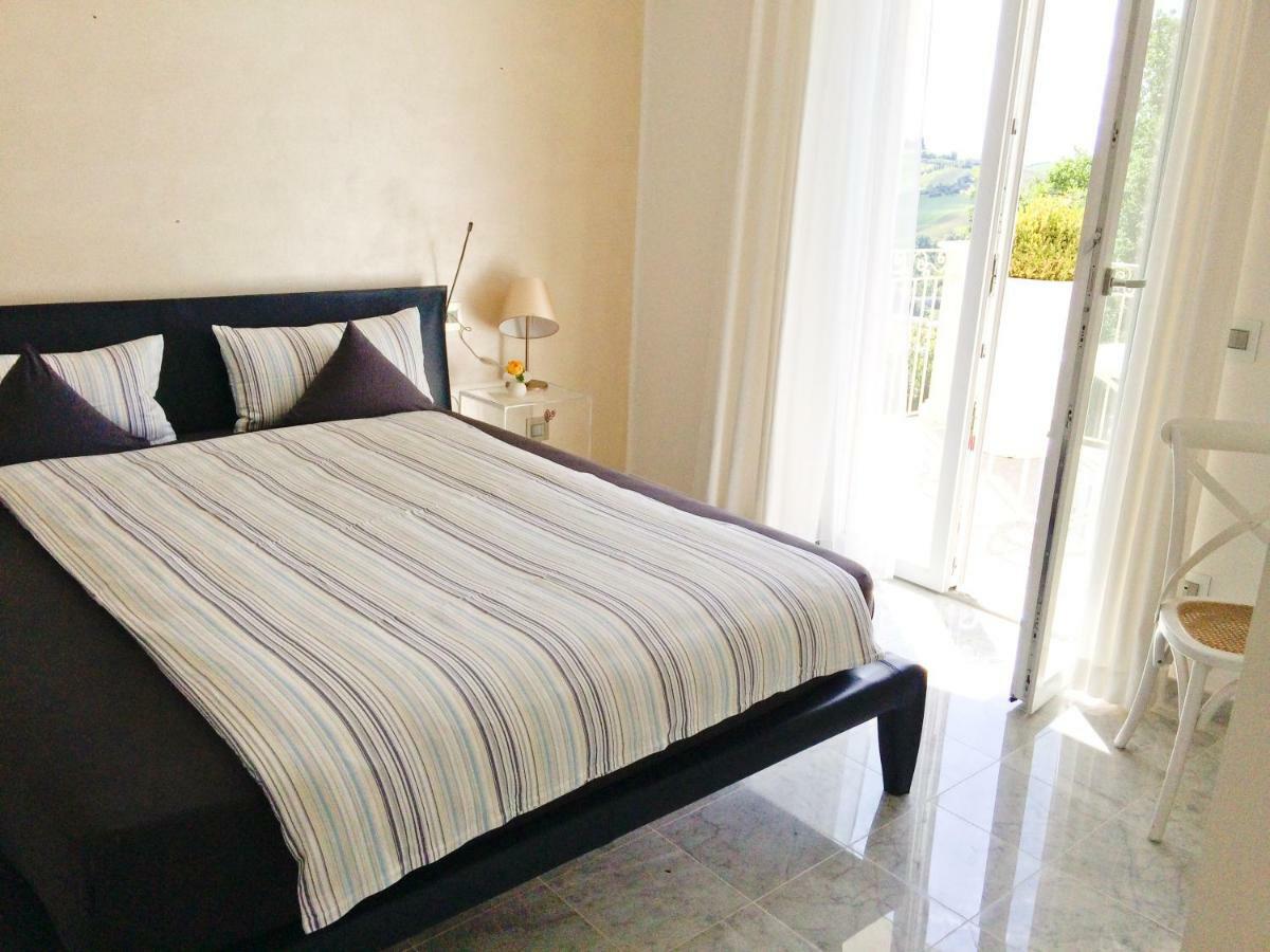 Residenza Delle Grazie Bed & Breakfast Cossignano Ngoại thất bức ảnh
